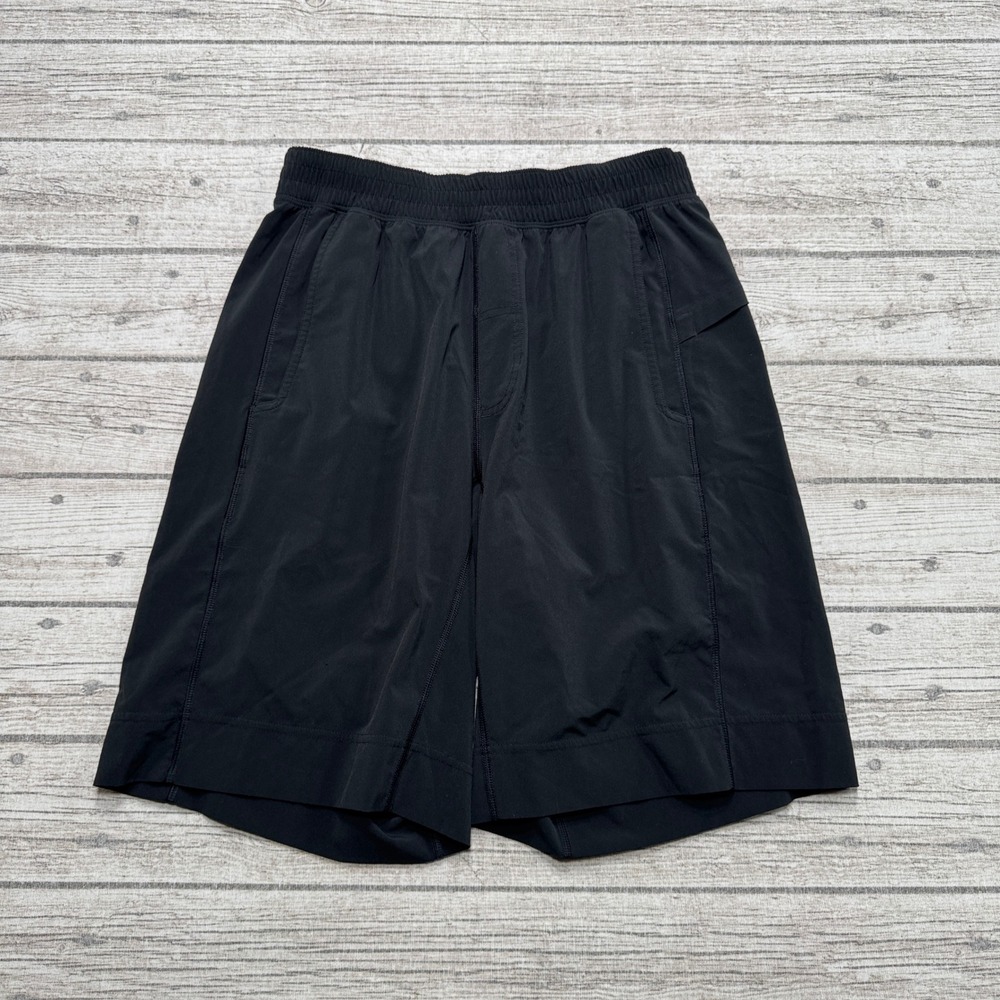Lululemon Athletic Shorts Mens 27 Black Relaxed Fit Lightweight Training Running